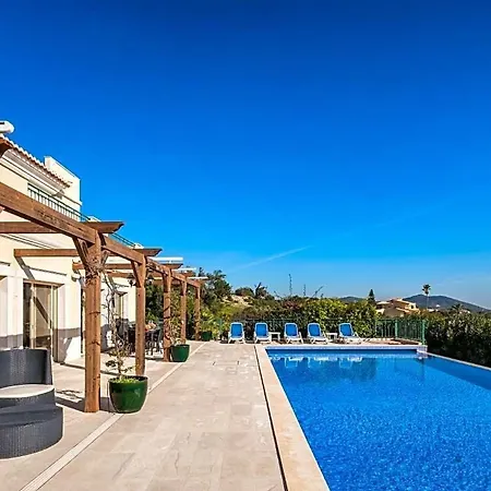 Sleeps 10 Pool Air Con Villa