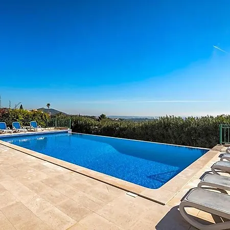 Sleeps 10 Pool Air Con Villa *